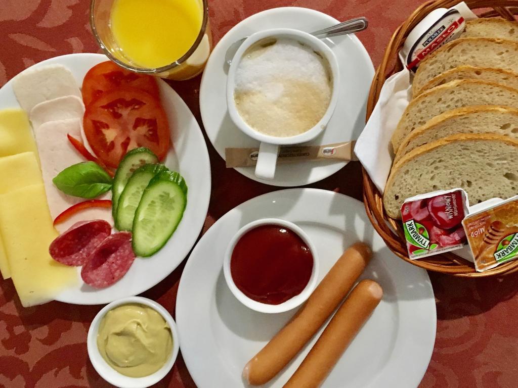 Hotel Colnus Kolno  외부 사진